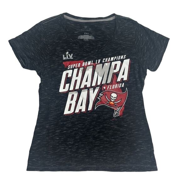 Fanatics Women's Super Bowl LV Champions Tampa Bay Buccaneers T-Shirt Size M - Picture 1 of 4